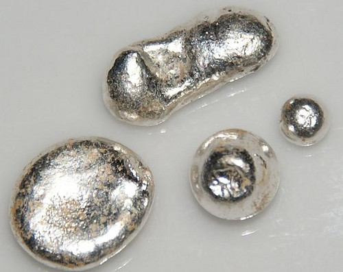silver-metallic mineral